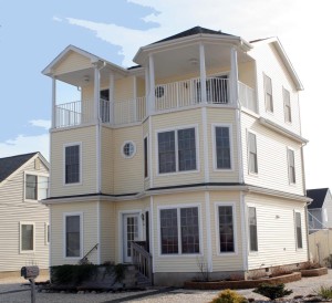 3-story modular vacation home